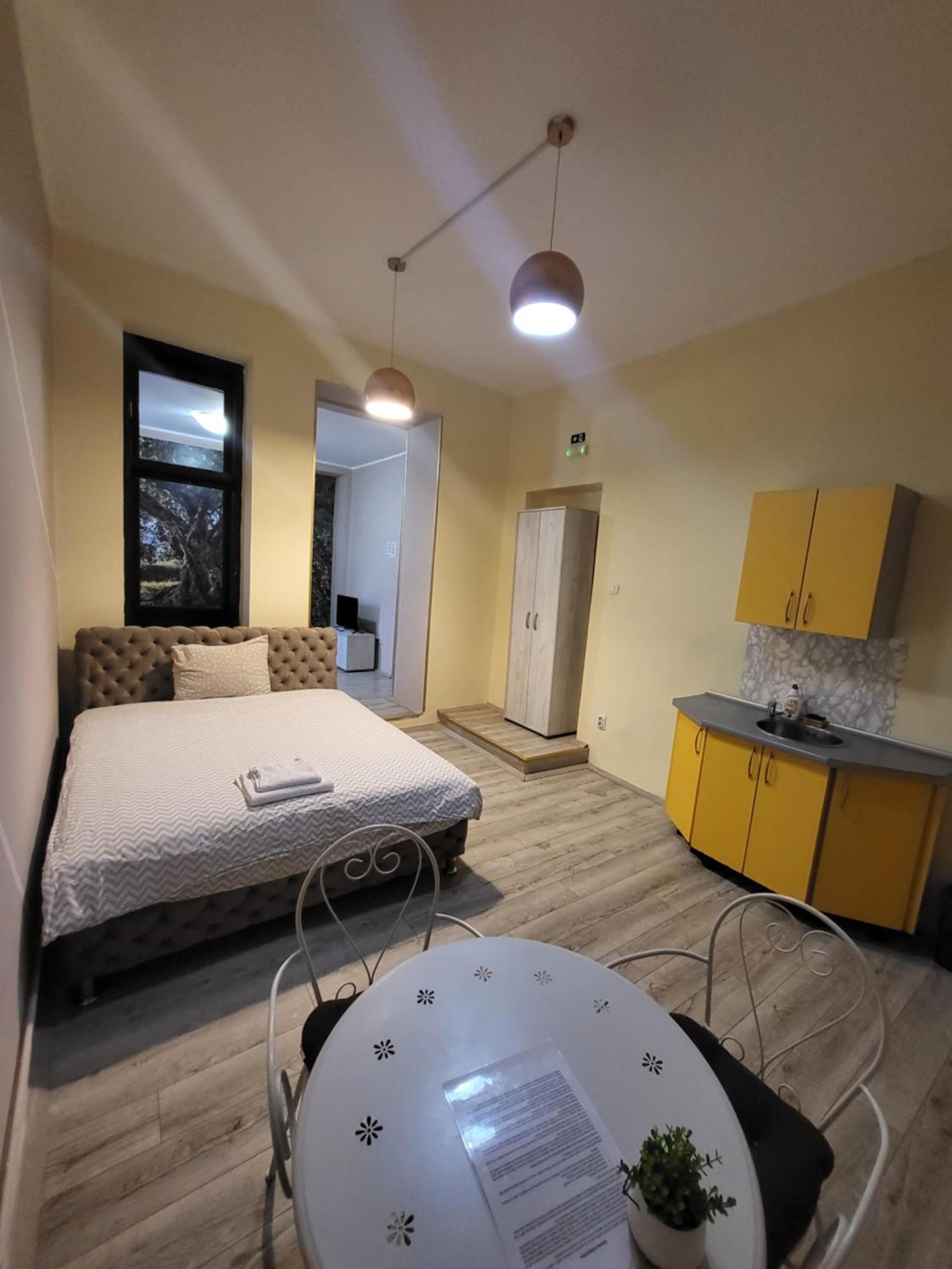 Hostel Fine ベオグラード エクステリア 写真