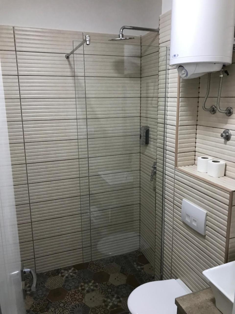 Hostel Fine ベオグラード エクステリア 写真